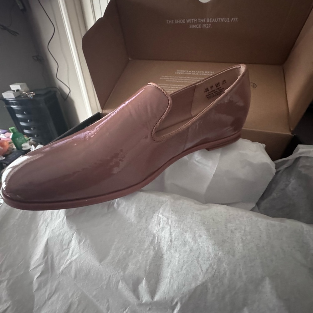 Naturalizer Women Effortless Glossy Patent Leather Mauve Loafers- 9.5- BNWT - Picture 8 of 11